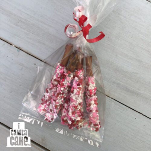 Valentine's Mini Dipped Pretzel Sticks