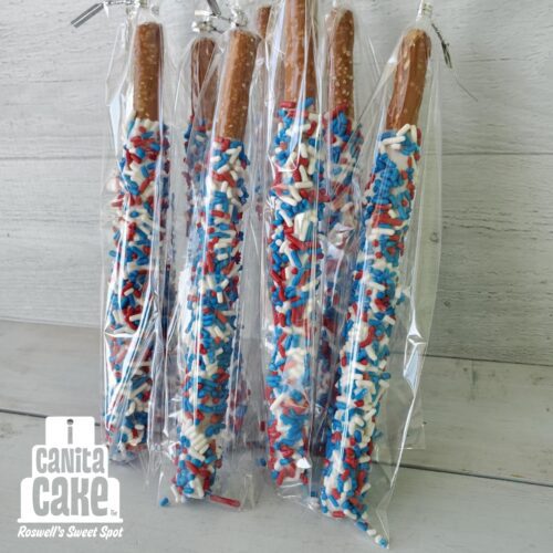 Patriotic Dipped Pretzel Sticks by I Canita Cake