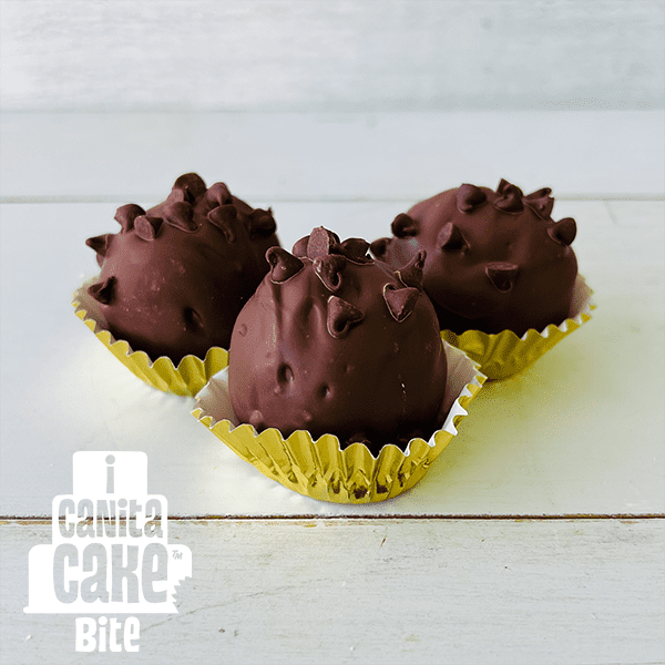 Cookie Dough Truffles by I Canita Cake