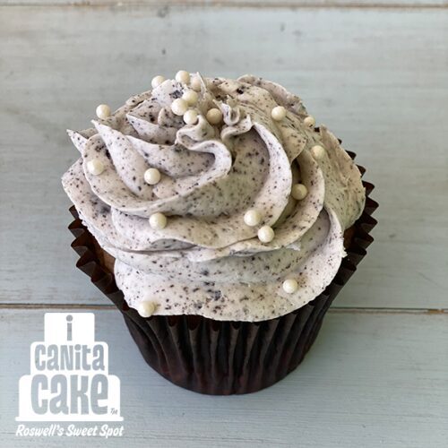 Cookies and Cream Cupcakes by I Canita Cake